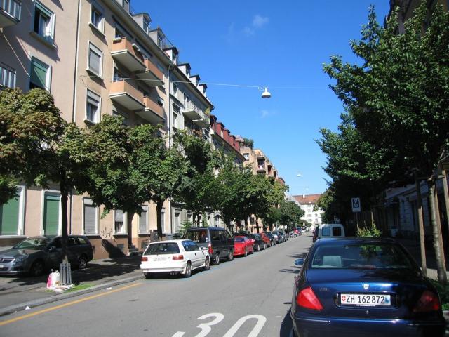 Rent a 2 rooms apartment in Zürich Flatfox