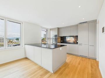 Rent a 2 ½ rooms apartment in Zürich Flatfox