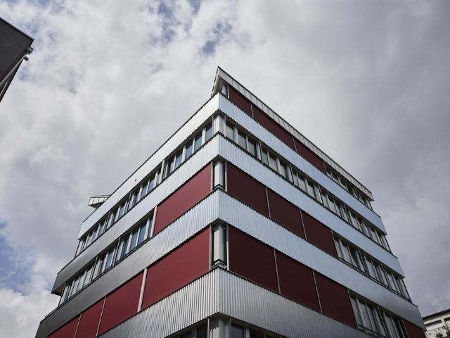 Rent a 2 ½ rooms apartment in Zürich Flatfox