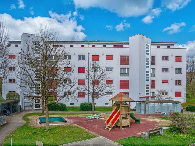 Rent a 2 rooms attic flat in Möhlin Flatfox