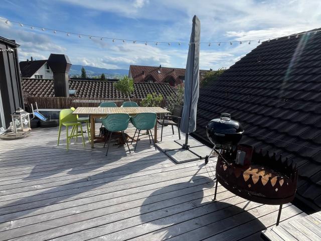 Rent a 2 ½ rooms attic flat in Uetikon am See Flatfox