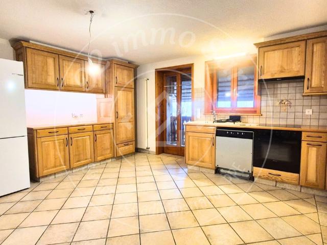 Rent a 2 ½ rooms duplex in Vauderens Flatfox