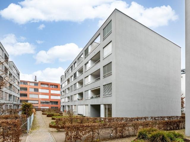 Rent a 2 ½ rooms duplex in Zürich Flatfox