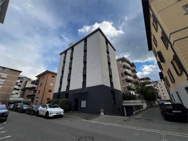Rent a 2 ½ rooms furnished flat in Lugano Flatfox