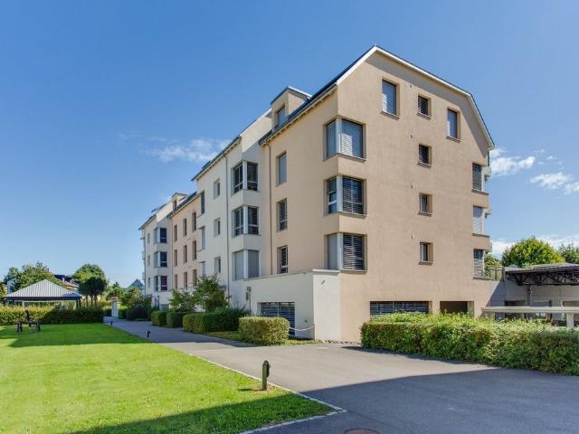 Rent a 2 rooms roof flat in Volketswil Flatfox