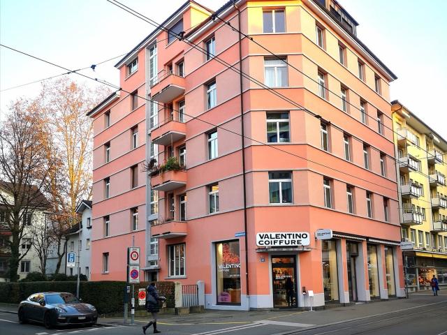 Rent a 2 rooms roof flat in Zürich Flatfox