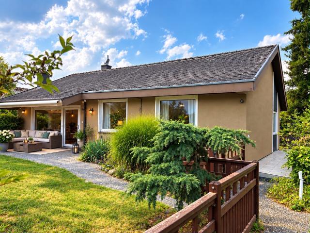 Rent a 7 rooms villa in Büren an der Aare Flatfox