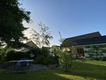 Rent a 7 ½ rooms single house in Bubikon Flatfox