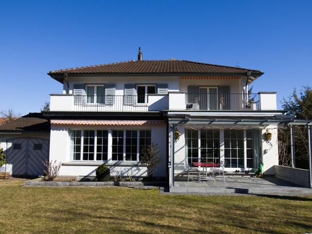 Rent a 7 ½ rooms single house in Wabern Flatfox