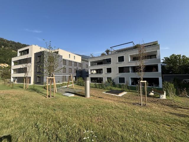 Rent a 4 ½ rooms apartment in Cazis Flatfox