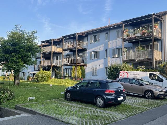 Rent a 4 rooms apartment in Cham Flatfox