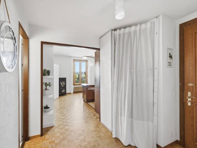 Rent a 4 rooms apartment in Chêne Bourg Flatfox