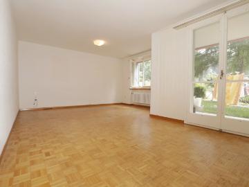 Rent a 4 ½ rooms apartment in Andeer Flatfox