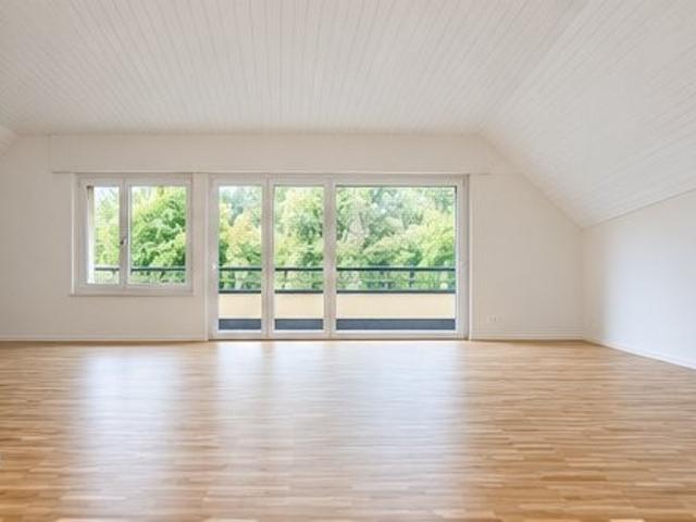 Rent a 4 ½ rooms apartment in Adliswil Flatfox