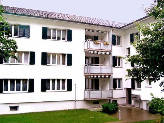 Rent a 4 ½ rooms apartment in Adliswil Flatfox