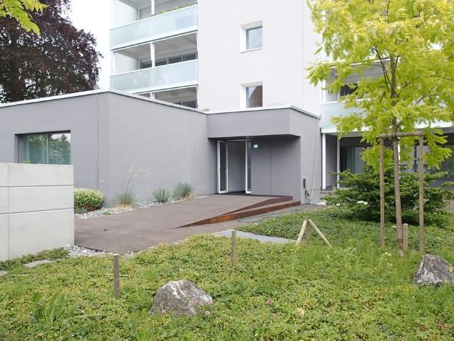 Rent a 4 ½ rooms apartment in Aesch BL Flatfox