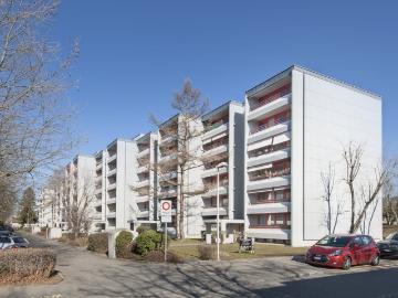 Rent a 4 ½ rooms apartment in Aesch Flatfox