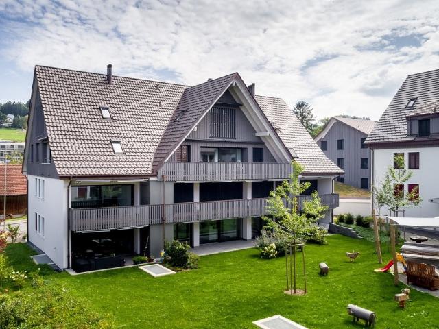 Rent a 4 ½ rooms apartment in Aesch ZH Flatfox