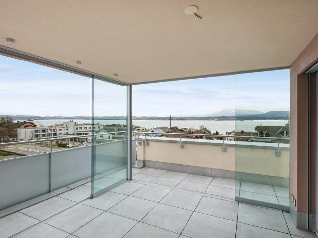 Rent a 4 ½ rooms apartment in Altendorf Flatfox