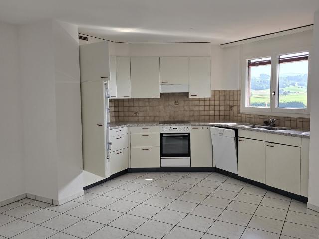 Rent a 4 ½ rooms apartment in Alterswil FR Flatfox