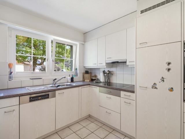 Rent a 4 ½ rooms apartment in Altnau Flatfox