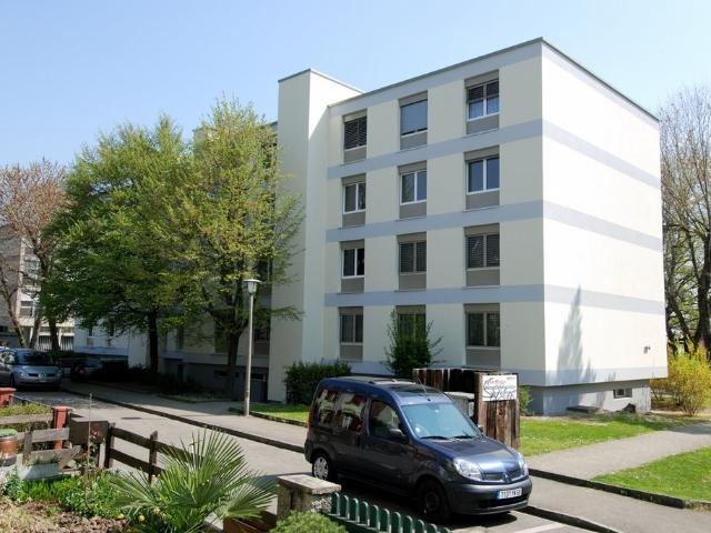 Rent a 4 ½ rooms apartment in Allschwil Flatfox