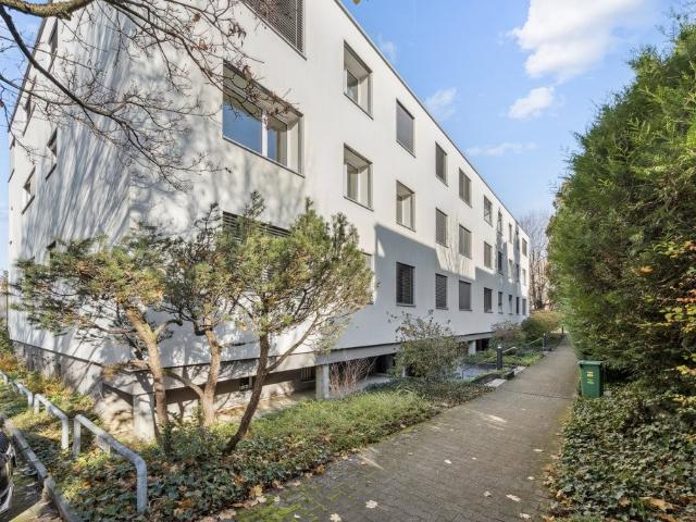 Rent a 4 ½ rooms apartment in Allschwil Flatfox