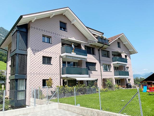 Rent a 4 ½ rooms apartment in Alpnach Dorf Flatfox