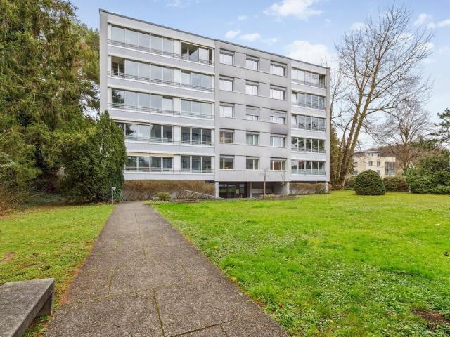 Rent a 4 rooms apartment in Bottmingen Flatfox