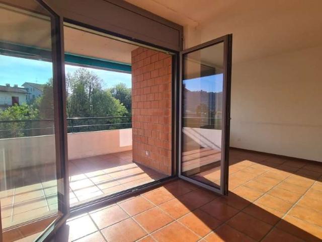 Rent a 4 ½ rooms apartment in Balerna Flatfox