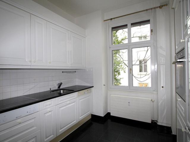 Rent a 4 rooms apartment in Basel Flatfox