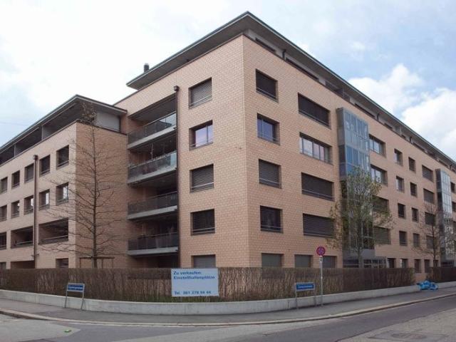 Rent a 4 ½ rooms apartment in Basel Flatfox