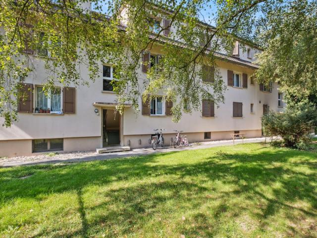Rent a 4 rooms apartment in Biel Flatfox