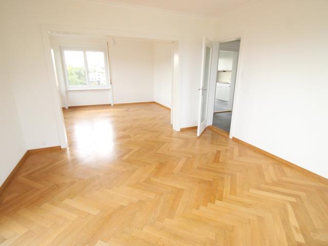 Rent a 4 ½ rooms apartment in Biel Flatfox