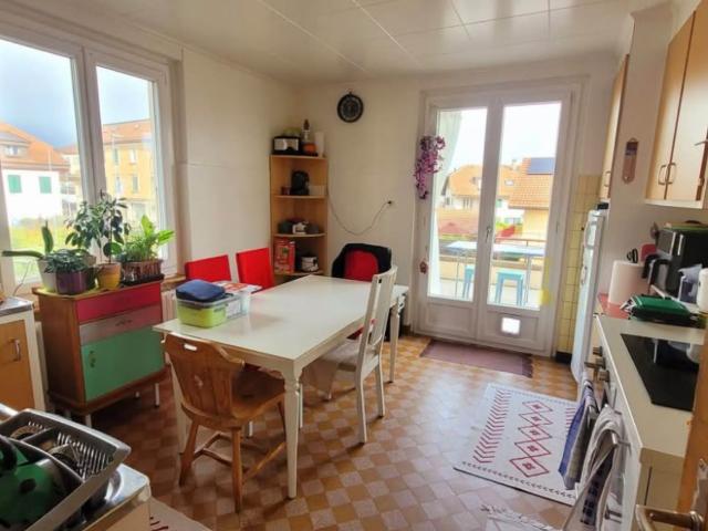 Rent a 4 rooms apartment in Bière Flatfox