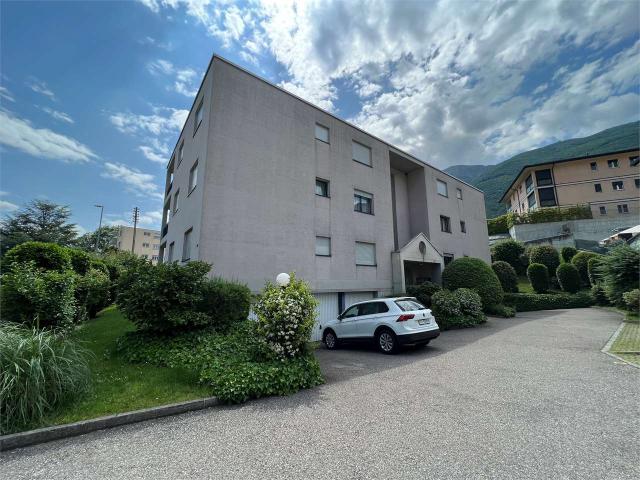 Rent a 4 ½ rooms apartment in Bironico Flatfox