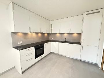 Rent a 4 ½ rooms apartment in Brügg Flatfox