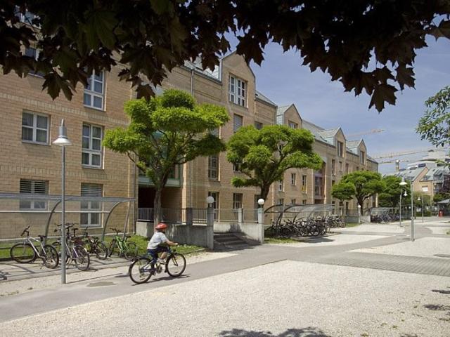 Rent a 4 ½ rooms apartment in Burgdorf Flatfox