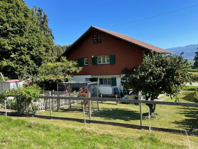Rent a 4 rooms apartment in Burgistein Flatfox