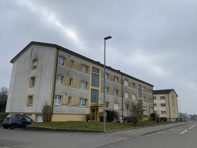 Rent a 4 rooms apartment in Busswil bei Büren Flatfox