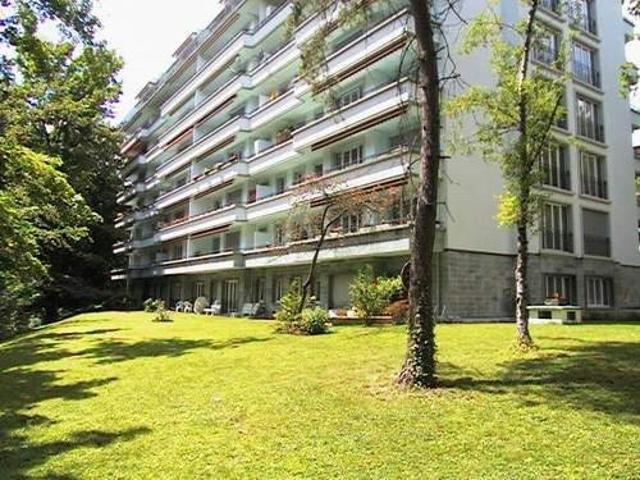 Rent a 4 rooms apartment in Genève Flatfox