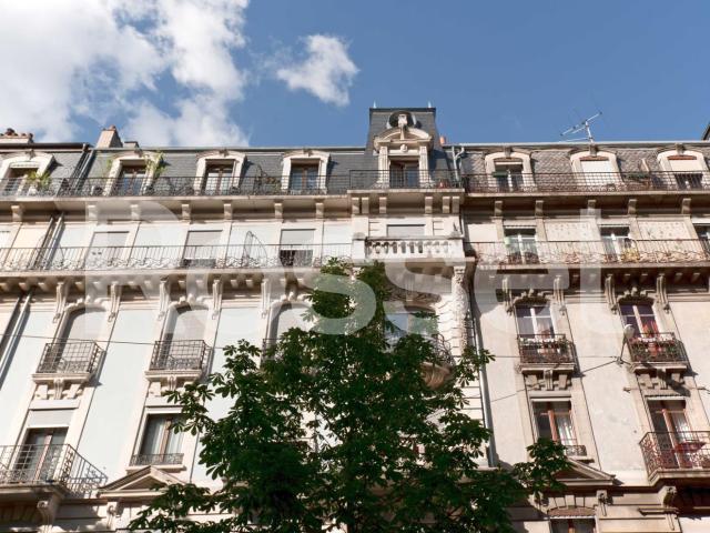 Rent a 4 rooms apartment in GENEVE Flatfox