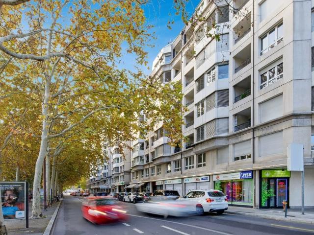 Rent a 4 rooms apartment in Genève Flatfox