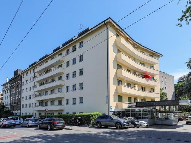 Rent a 4 rooms apartment in Genève Flatfox