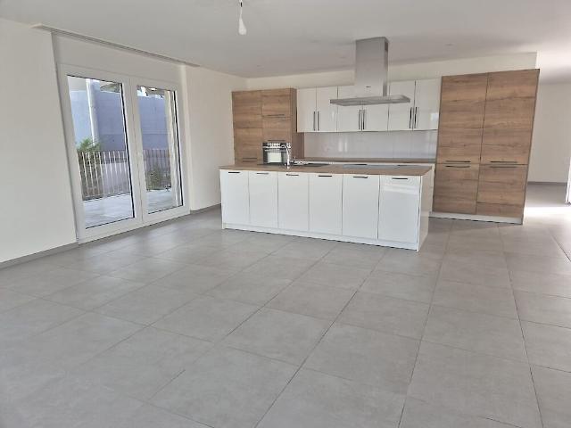 Rent a 4 ½ rooms apartment in Giffers Flatfox
