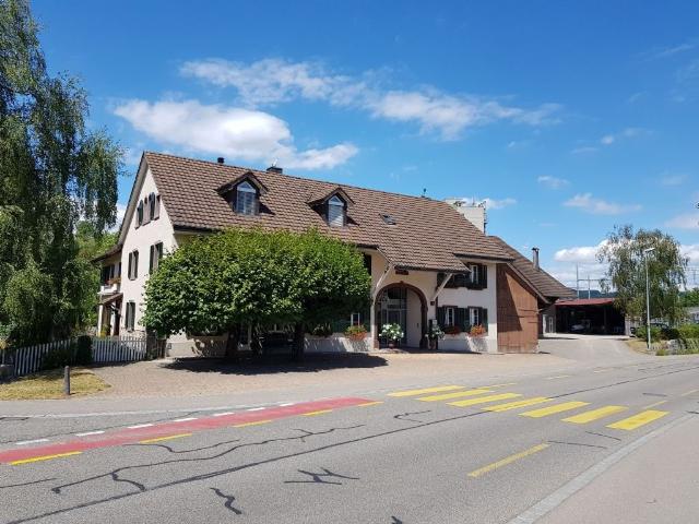 Rent a 4 ½ rooms apartment in Gipf Oberfrick Flatfox