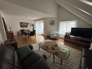 Rent a 4 ½ rooms apartment in Gland Flatfox