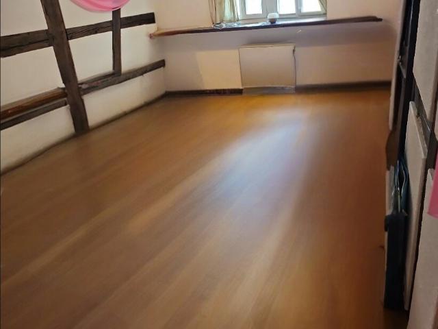 Rent a 4 ½ rooms apartment in Grüningen Flatfox