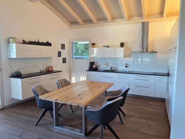 Rent a 4 ½ rooms apartment in Gurmels Flatfox