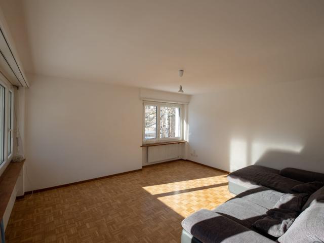 Rent a 4 ½ rooms apartment in Domat/Ems Flatfox